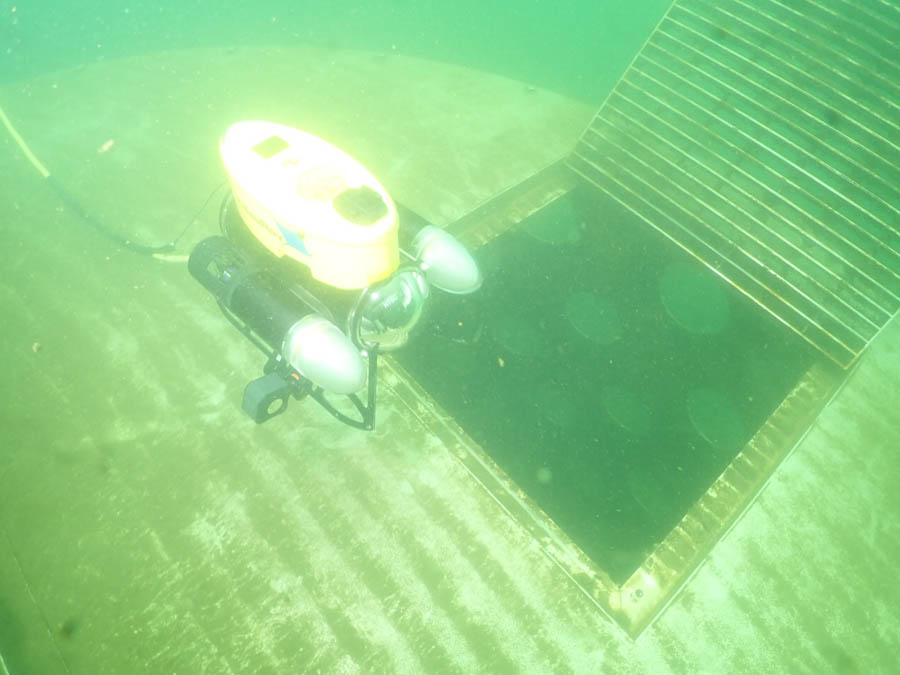 取水口の水中ドローン調査