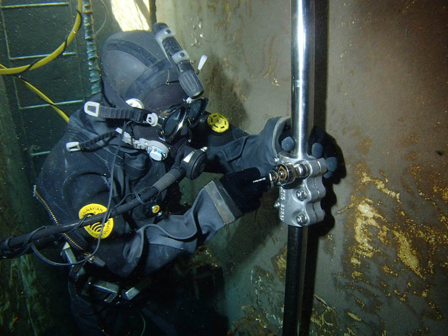 連通扉可動軸の取替