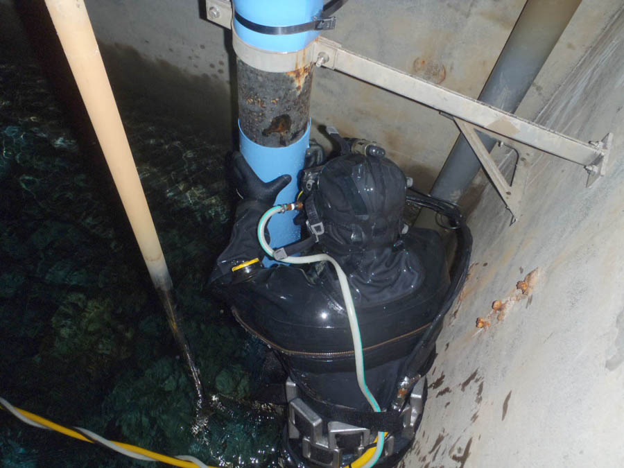 配管防錆シートの設置