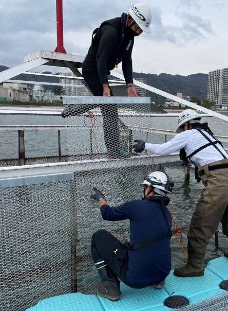 取水枠防塵スクリーン設置
