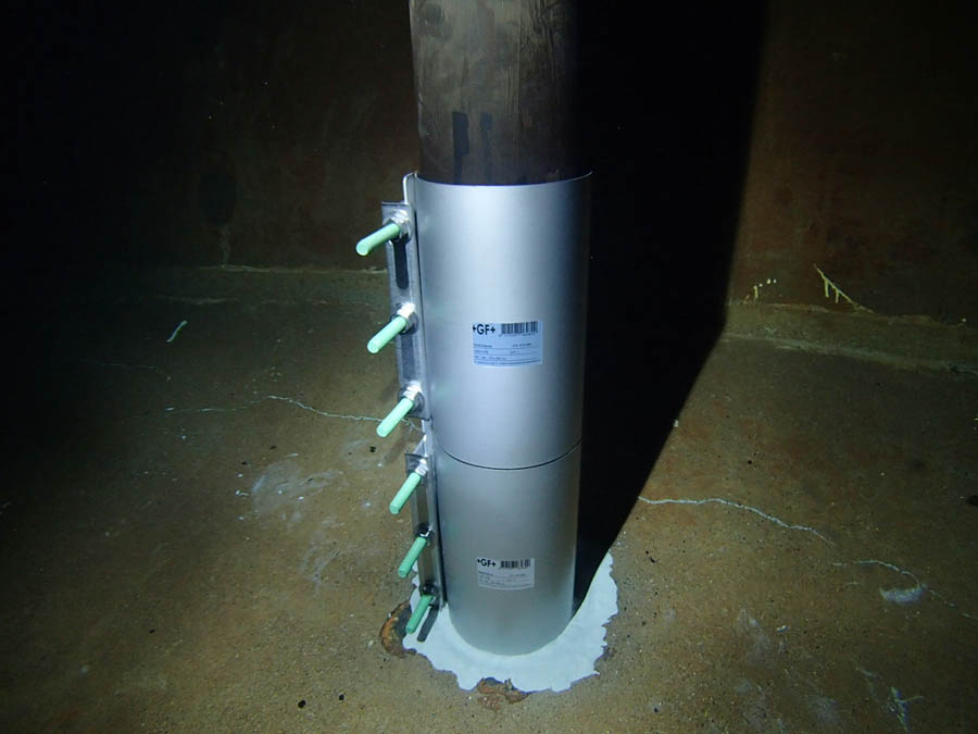 孔食への漏水補修バンド設置