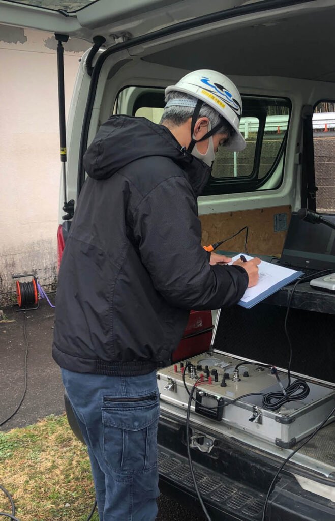 深井戸の内視鏡カメラ調査
