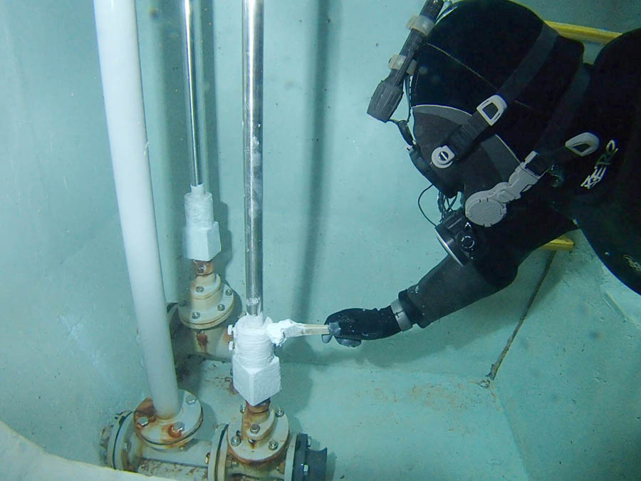 バルブソケットの水中防食塗装