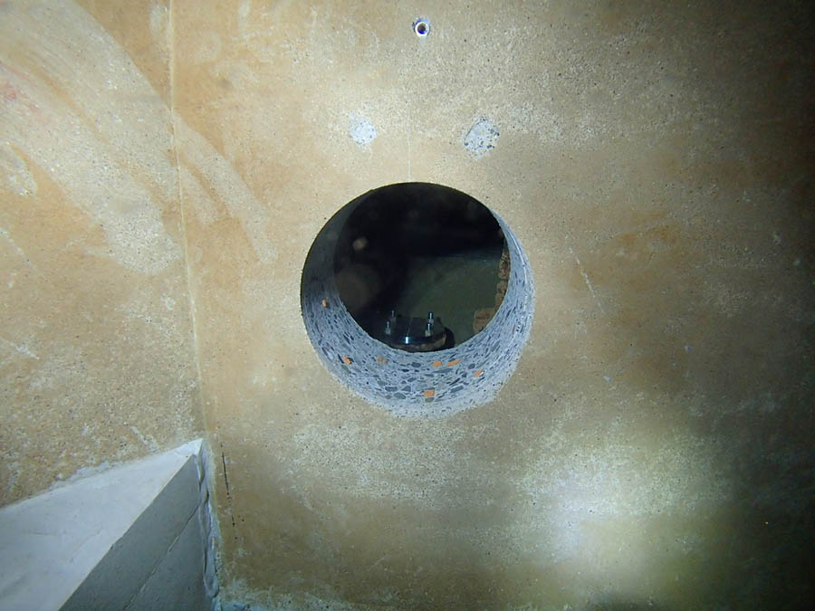 連通管の不断水コア穿孔配管