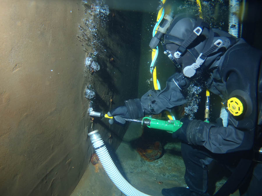 樹脂被覆タラップ設置