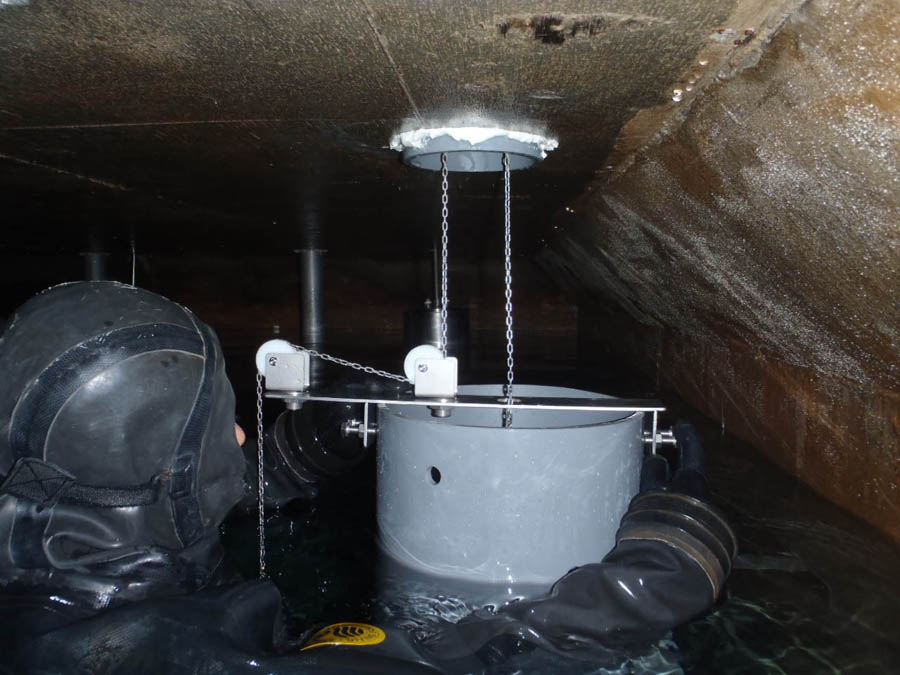 フロート式水位計の設置